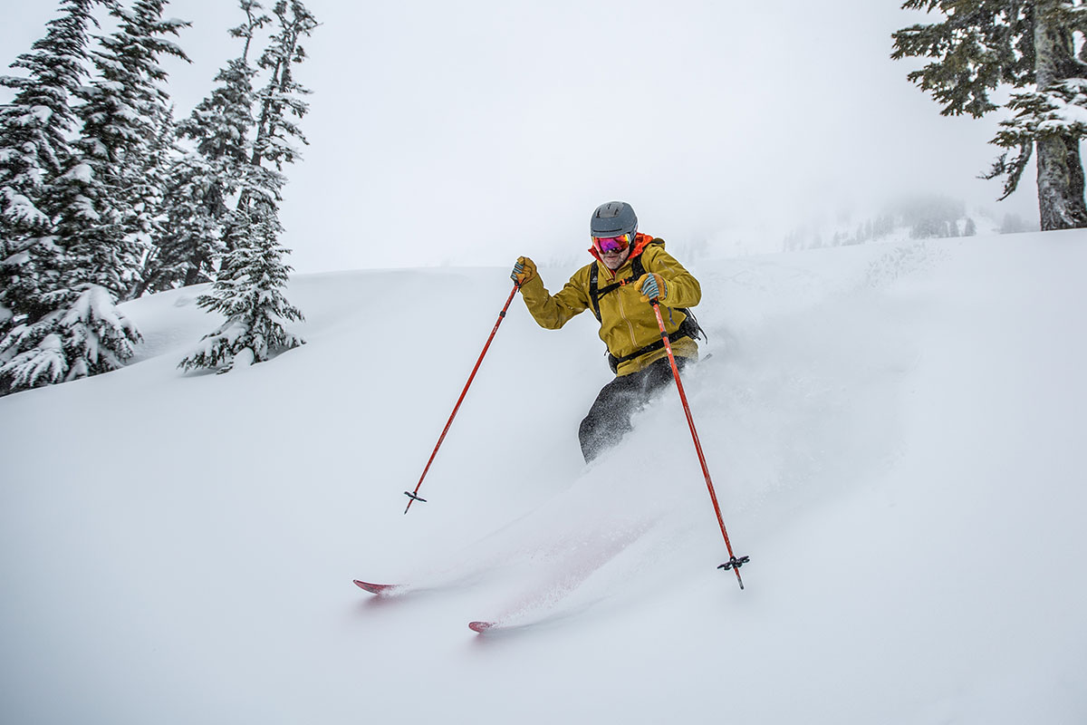 Arc'teryx Sabre Pant (skiing powder)